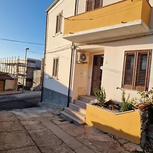 Casa vacanze Mari E Monti, Scano Montiferro